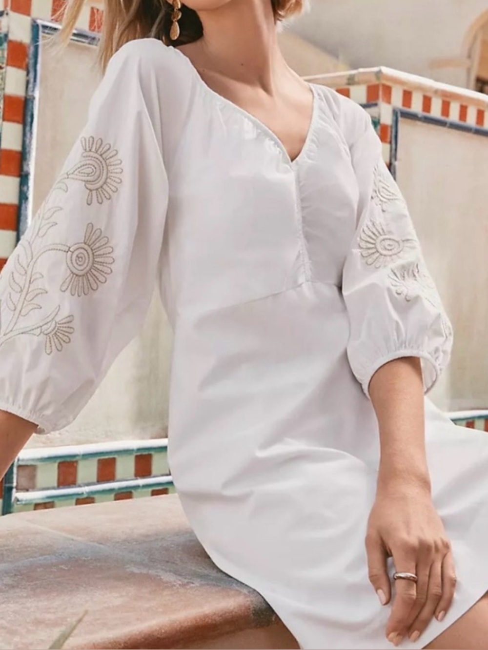 NWOT- Ann Taylor White Embroidered Puff-Sleeve Mini Dress Size 8 - Picture 2 of 14